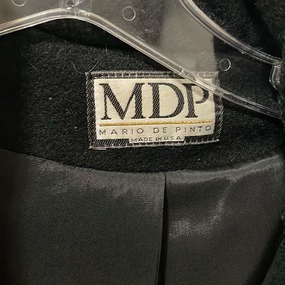 Woman’s Long Gorgeous dress coat by MDF size Large - Picture 4 of 6